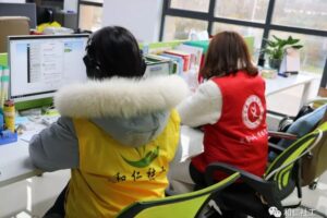 【疫情热线小故事】我发烧了……