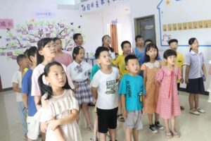 童心向党·快乐成长|东城儿童服务站开展建党节主题活动