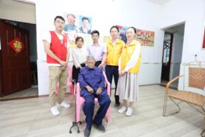 【石城益事】关注历史·关爱老兵——和仁社工向老兵致敬!