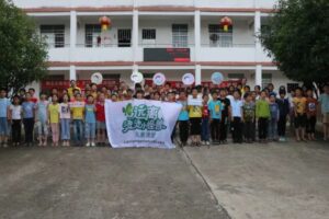 不要烫伤我的童年|“烫烫怪兽”快走开！石城县洋地中小学开讲啦~