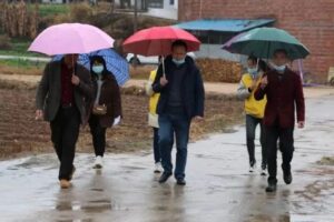 石城县多部门、多组织春节前夕开展儿童关爱活动