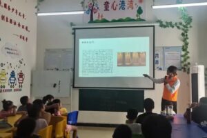 【心怀历史·砥砺前行】东城儿童之家/童心港湾开展建军节主题活动