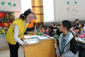 巾帼护航，守护未来|和仁社工开展你我伙伴性教育安全知识普及课堂