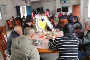 社工站动态|石城县乡镇社工站开展“心系长者·温暖夕阳”敬老活动