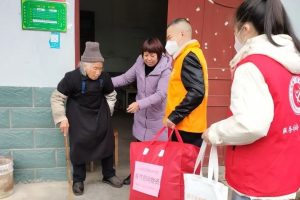 五社联动聚合力,一老一小享温情|石城县第一片区社工站开展重点人群关爱保障服务