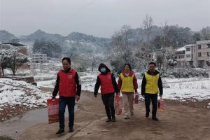 寒冬送暖孝老情·百善扶老新春行——石城县开展春节前慰问走访活动