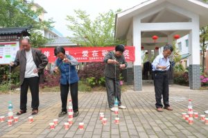 青春伴夕阳·浓浓敬老情|小松镇民政服务站在小松敬老院开展敬老活动