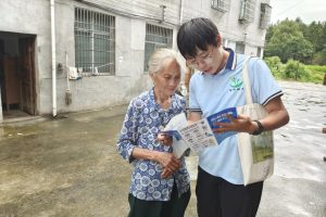 木兰乡民政服务站开展老年人防诈骗宣传活动