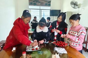 【民政服务站动态】丰山乡开展“冬日温情·爱满社区”活动