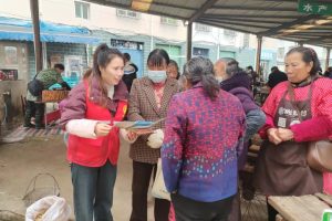 【民政服务站动态】木兰乡开展老年人政策宣传活动