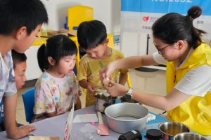 东城儿童服务站| 红心童梦新时代·香飘满堂庆党生