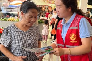 【民政服务站动态】小松镇开展“法护童心·科学育儿”宣传活动