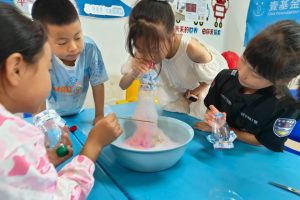 东城儿童服务站|暑期兴趣营   趣味活动伴孩子们快乐成长