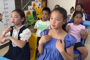 东城儿童服务站|音符跳动·手势飞扬