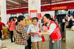 【民政服务站动态】小松镇：政策宣传进集市·惠民服务暖人心