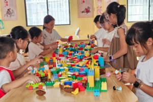 东城儿童服务站|小手搭出文明路·童心筑盾护安全