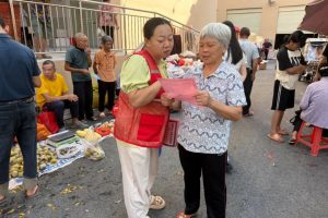 【民政服务站动态】石城珠坑:开展“暖心服务送上门·政策惠民入人心”老年人优惠政策宣传活动