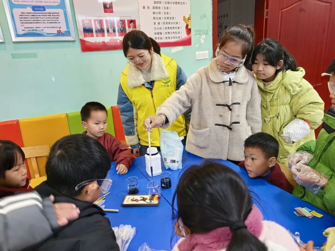 铜锣湾儿童服务站|这场“变色龙”的派对太有趣啦