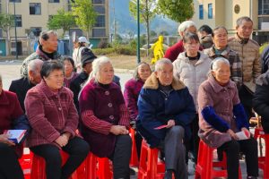 用行动诠释志愿精神｜石城县多机构联合开展国际志愿者日敬老服务