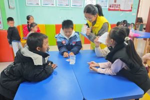 铜锣湾儿童服务站|小小科学家，破解“水的密码”！这堂社区科学课让孩子们玩嗨了