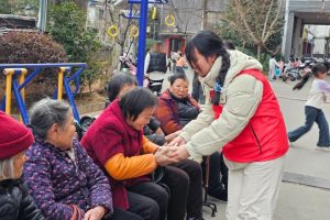 东城儿童服务站|暖冬腊八・粥暖人心