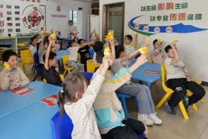 东城儿童服务站|乐高小侦探·大战贾博士的工厂