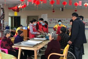 【民政服务站动态】巧包艾米果·温情暖夕阳